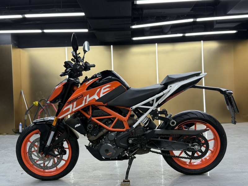 二手KTMR2R390 Duke