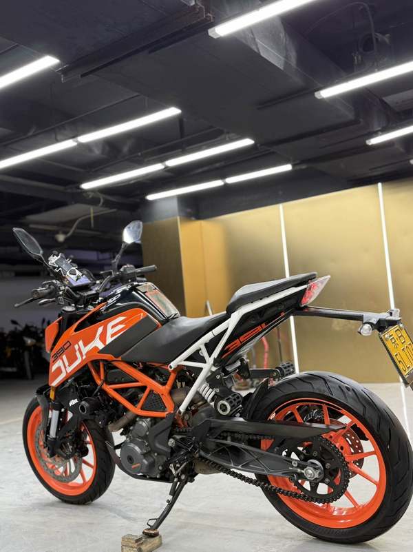 二手KTMR2R390 Duke