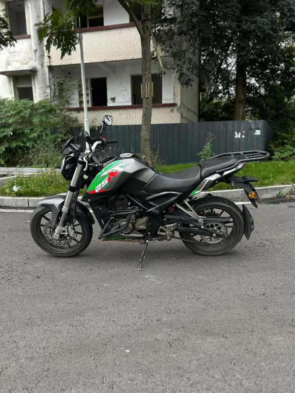 二手贝纳利小黄龙 TNT25