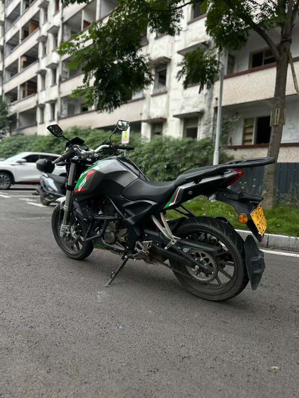 二手贝纳利小黄龙 TNT25