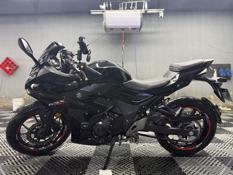 二手豪爵铃木GSX250R