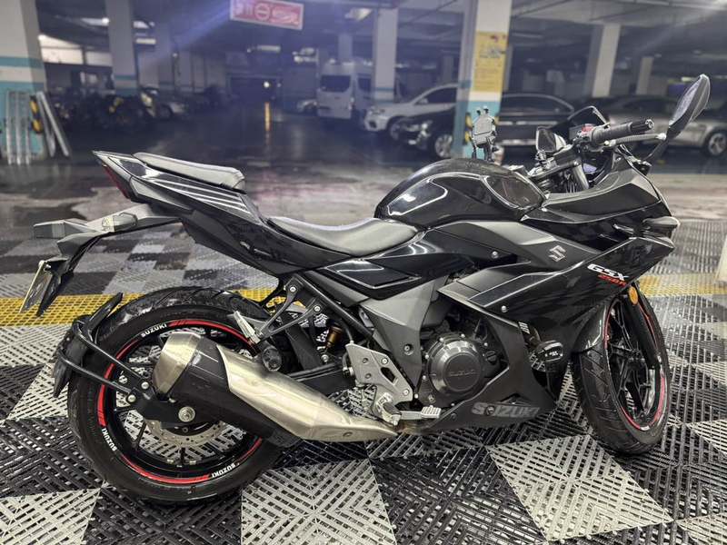 二手豪爵铃木GSX250R