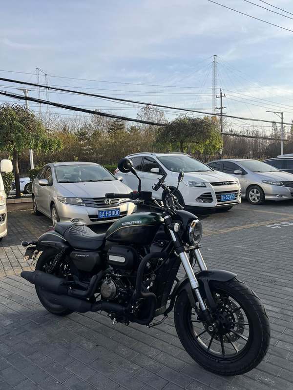 二手QJMOTOR闪300