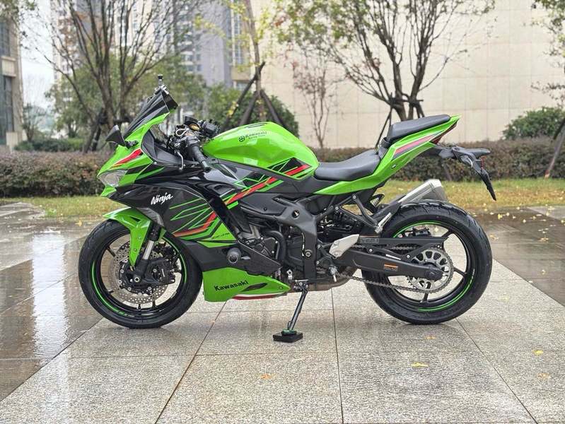 二手川崎ZX-4R