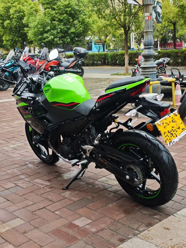 二手川崎Ninja 400