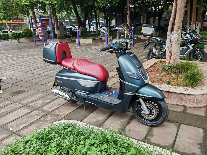 二手南方梦拉丽莎 飞戈