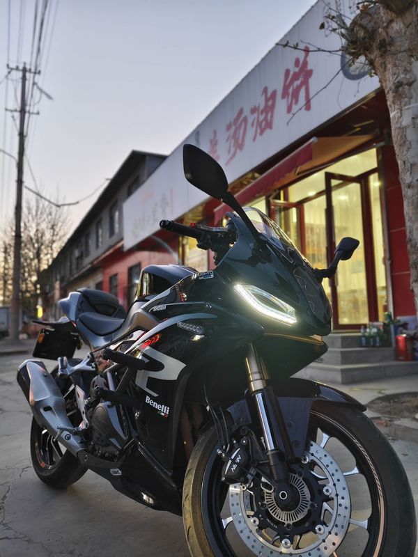 二手贝纳利龙卷风 Tornado 402R