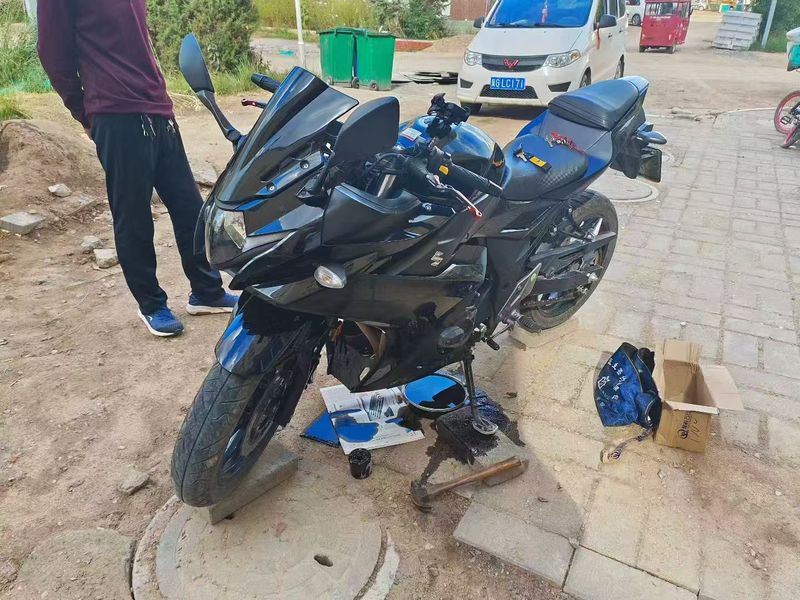 二手豪爵铃木GSX250R