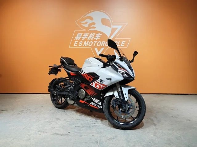 二手QJMOTOR赛250