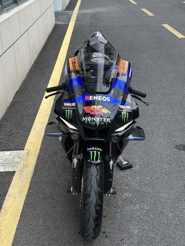 二手雅马哈YZF-R1