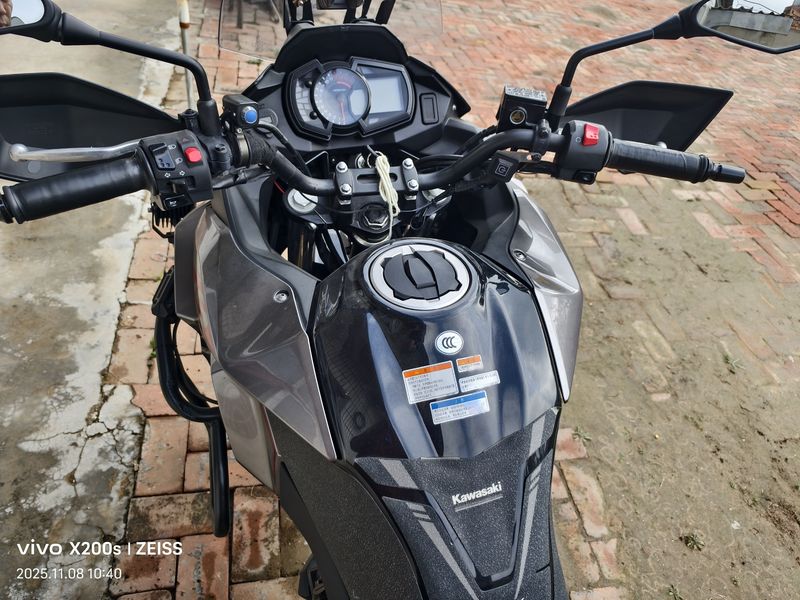 二手川崎Versys-X 300 