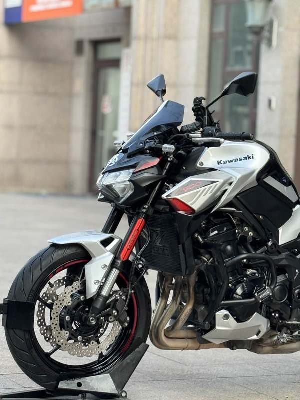 二手川崎Z900