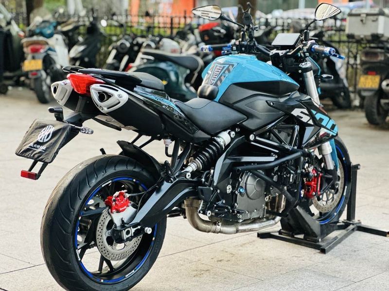 二手贝纳利TNT600i