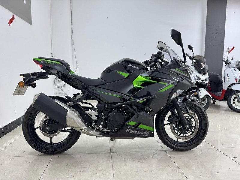 二手川崎Ninja 400