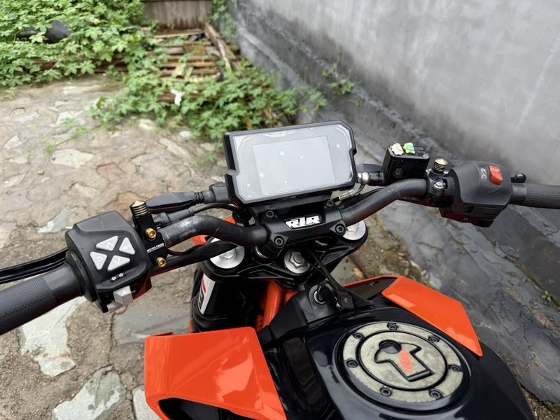 二手KTMR2R390 Duke