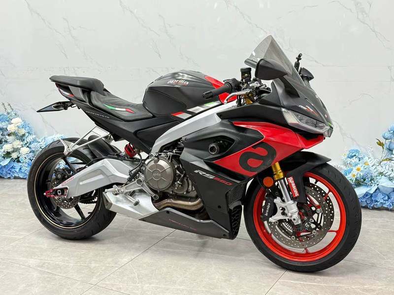 二手阿普利亚RS 660 