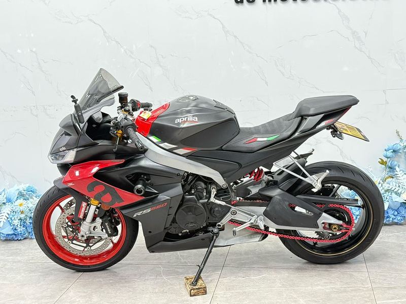 二手阿普利亚RS 660 