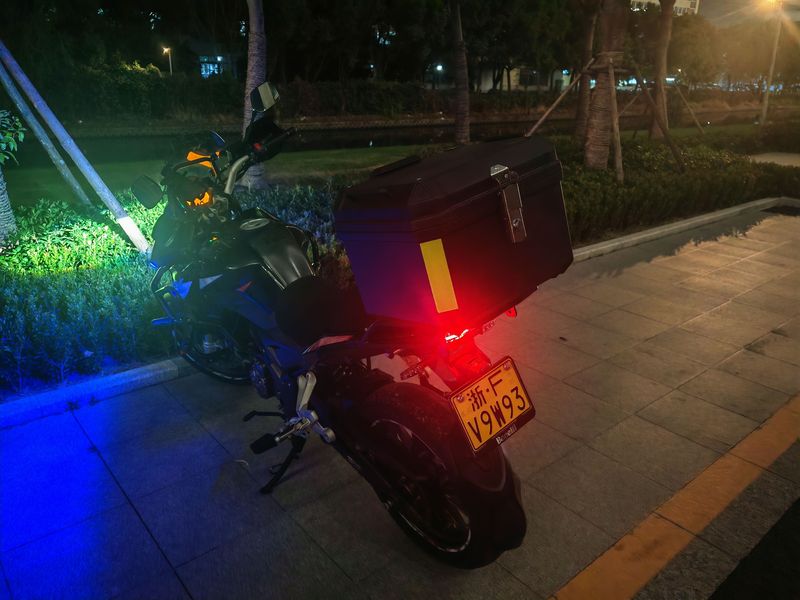 二手贝纳利金鹏 TRK251