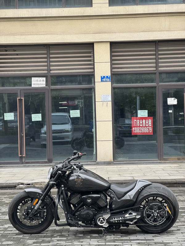 二手香帅金刚狼800S