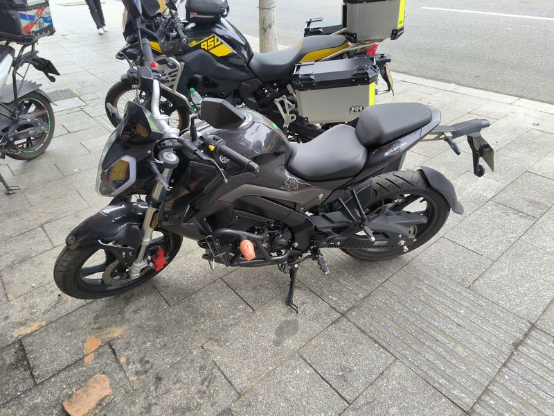 二手贝纳利小迅龙 BN150S