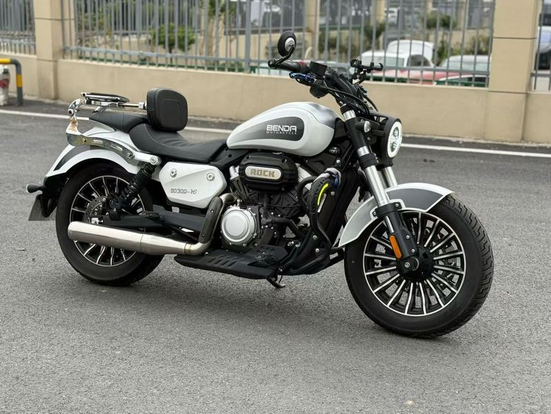 二手奔达Rock300 灰石