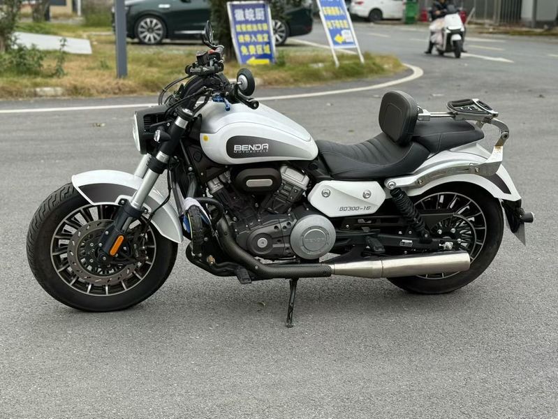 二手奔达Rock300 灰石