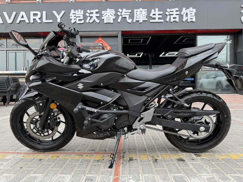 二手豪爵铃木GSX250R