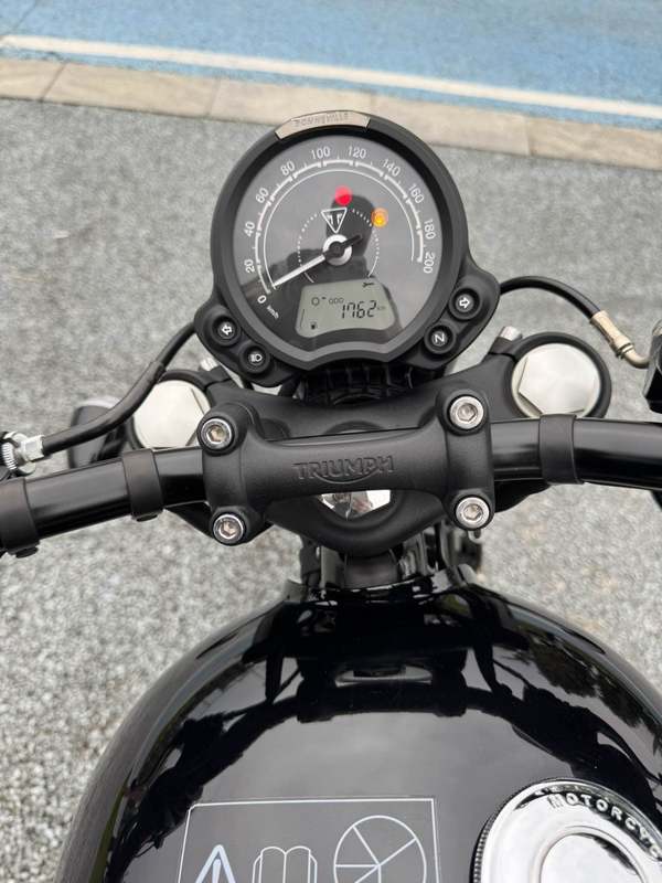 二手凯旋Bonneville Bobber