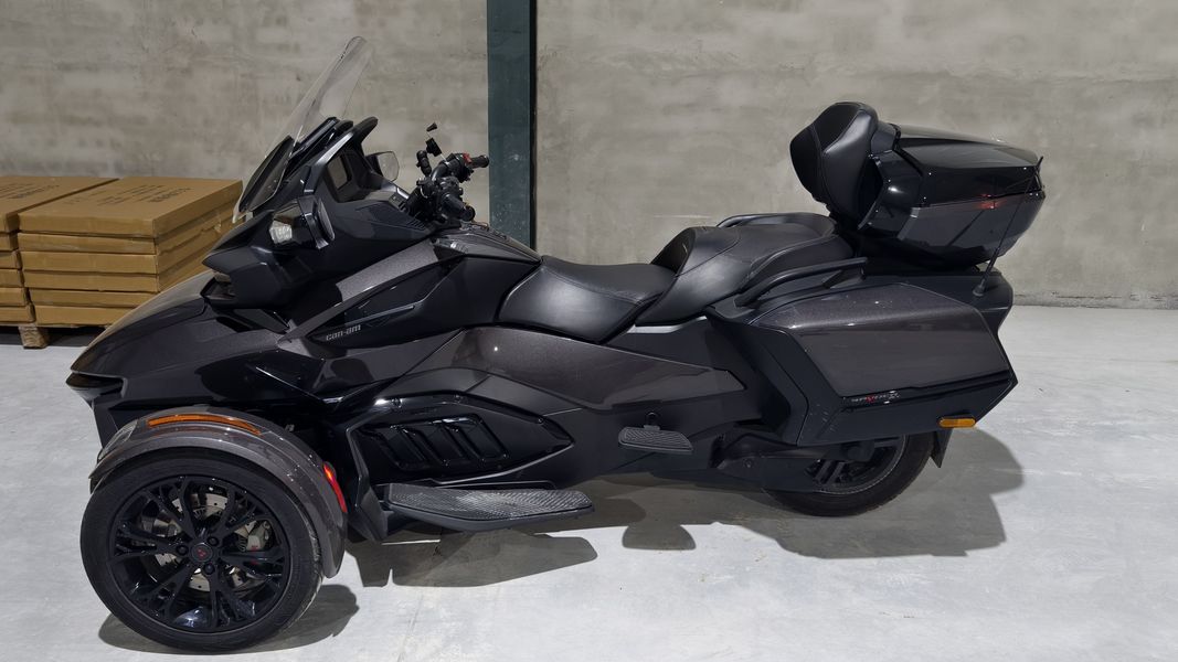 二手庞巴迪Spyder RT