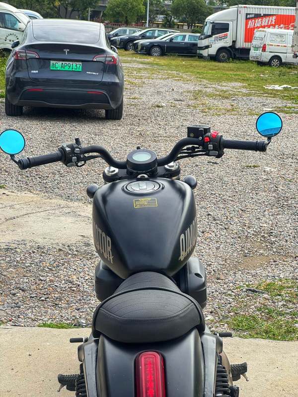 二手QJMOTOR闪300