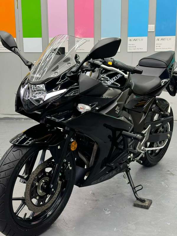 二手豪爵铃木GSX250R