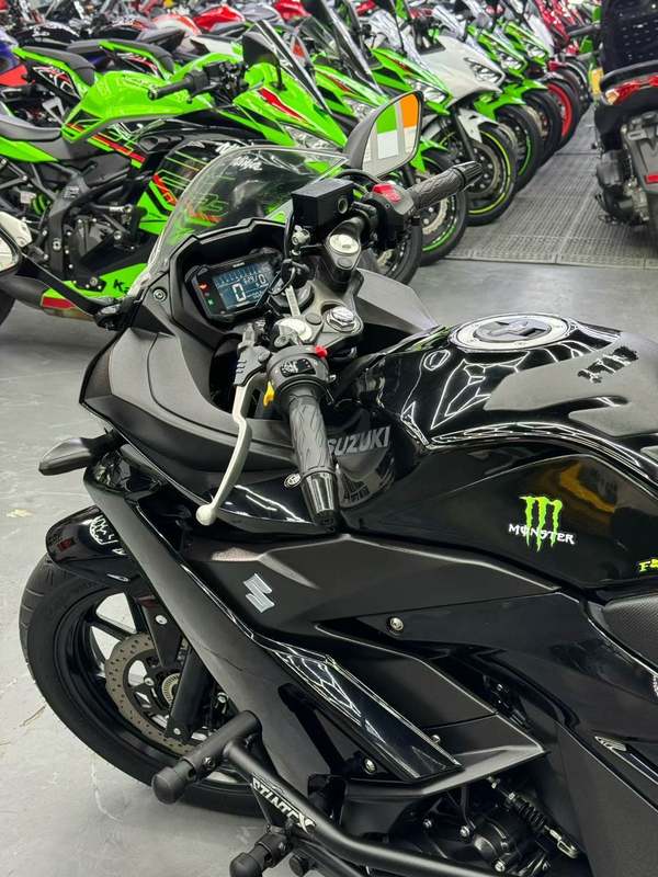 二手豪爵铃木GSX250R