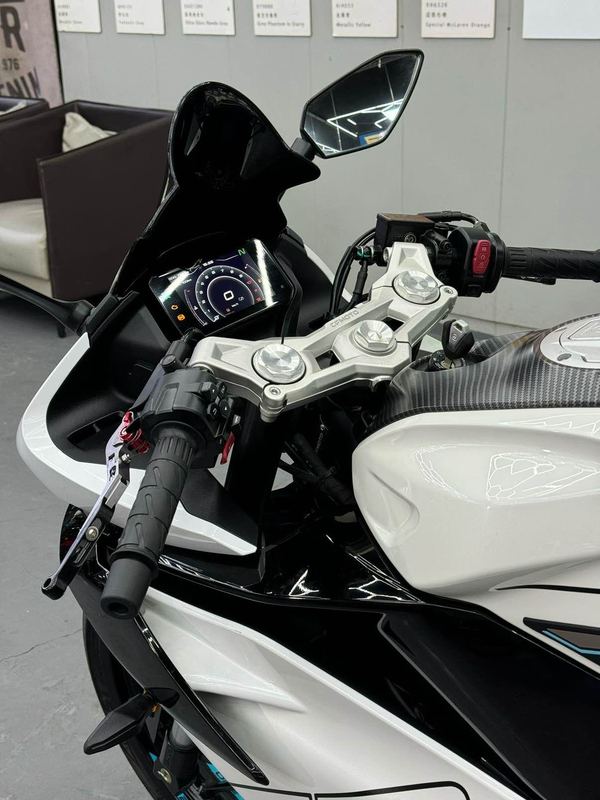 二手春风250SR