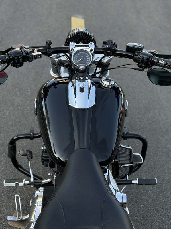 二手哈雷戴维森突破者 Breakout