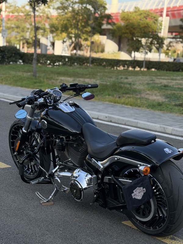 二手哈雷戴维森突破者 Breakout