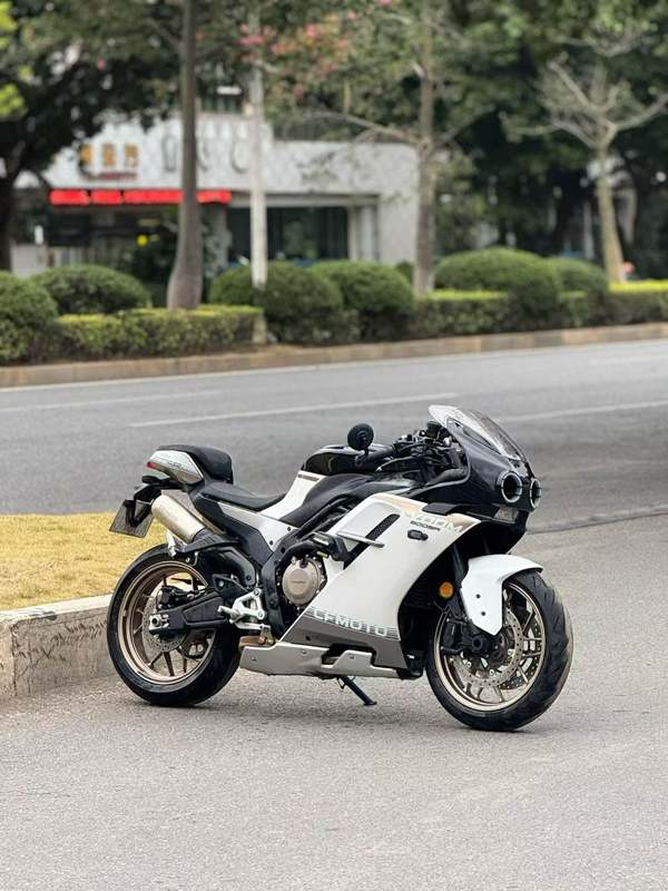 二手春风500SR VOOM