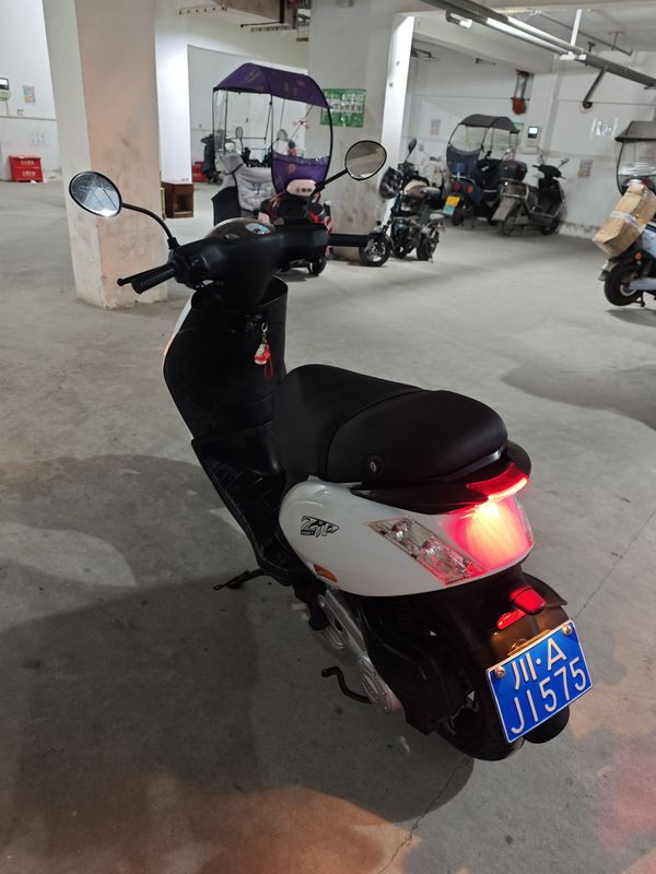 二手宗申比亚乔ZIP 50