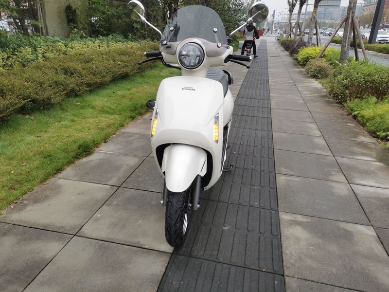 二手新大洲本田NS125LA