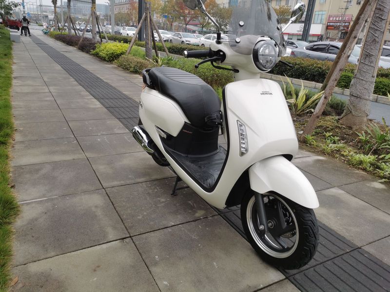 二手新大洲本田NS125LA