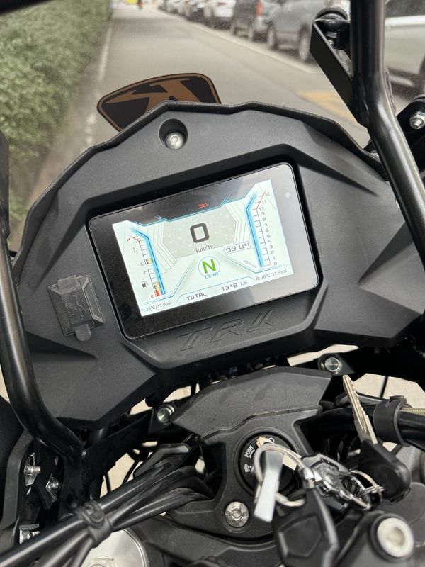 二手贝纳利金鹏 TRK502