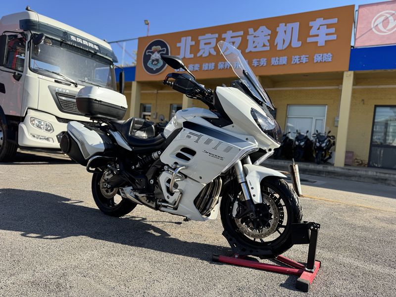 二手贝纳利600GC