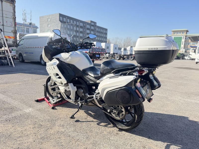 二手贝纳利600GC