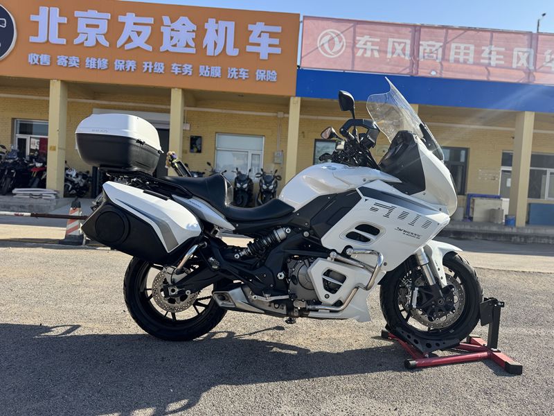 二手贝纳利600GC