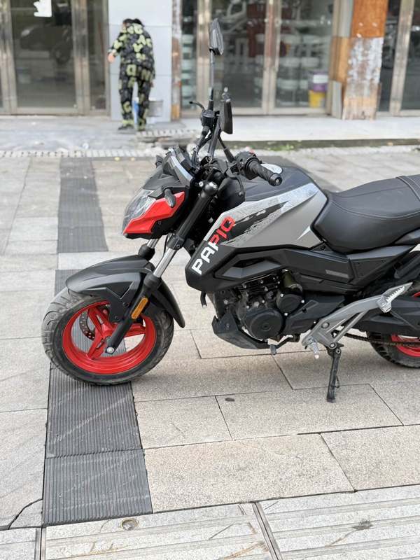 二手春风ST狒狒