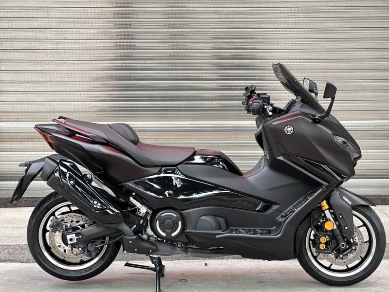 二手雅马哈TMAX