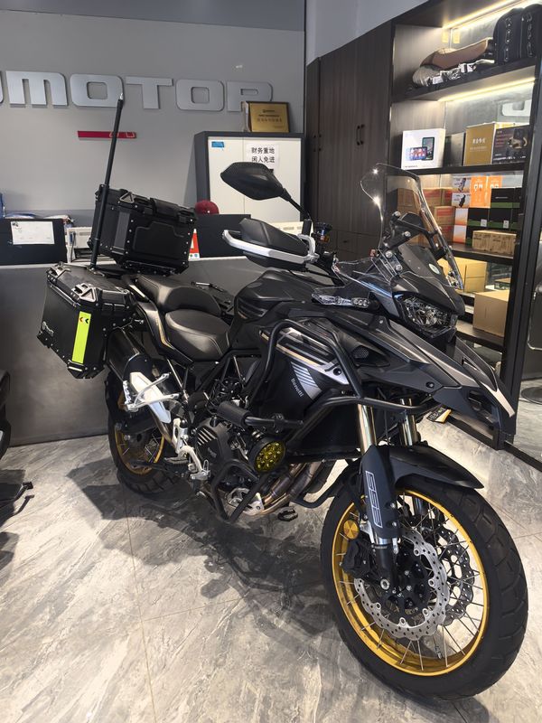 二手贝纳利TRK552