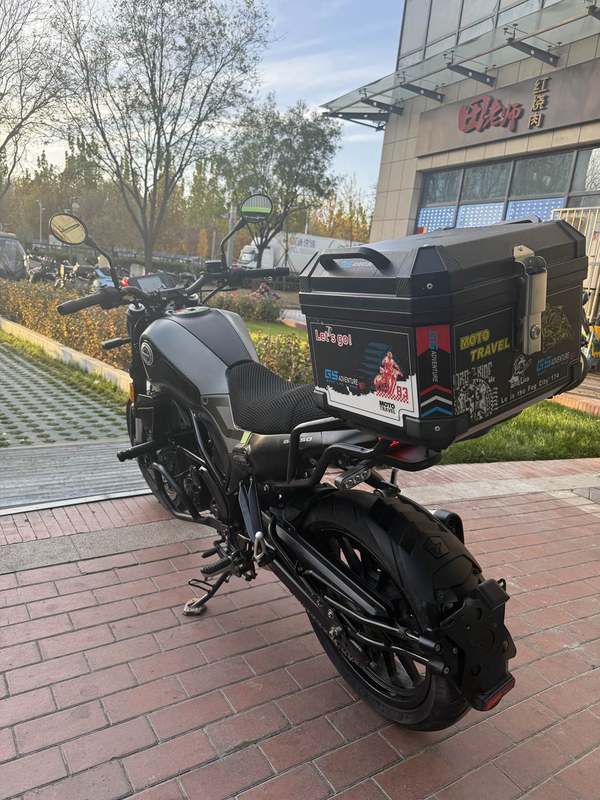 二手贝纳利幼狮 Leoncino 250