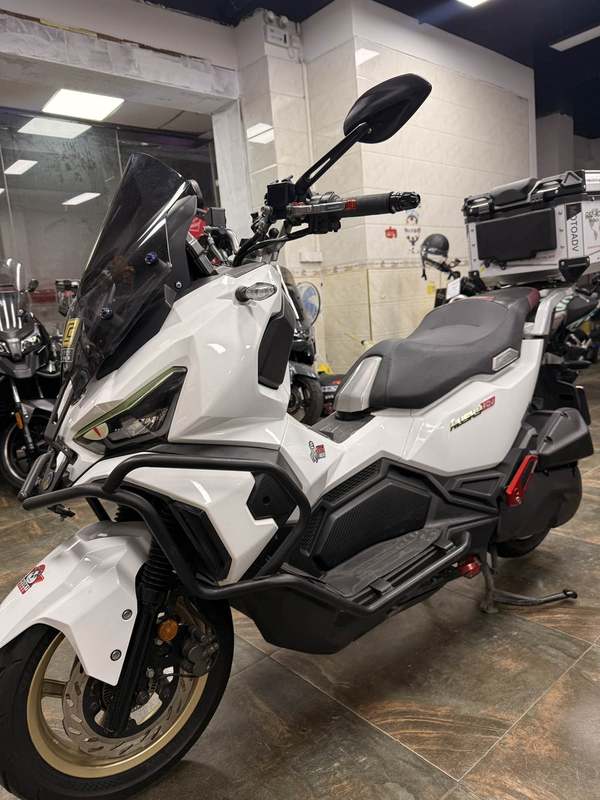 二手三阳哈士奇 Husky ADV150