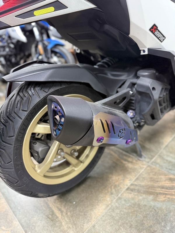 二手三阳哈士奇 Husky ADV150