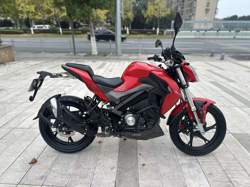 二手贝纳利小迅龙 BN150S